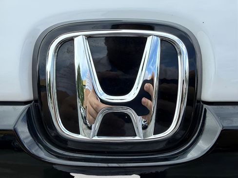 Used 2024 Honda Passport Black Edition image 35