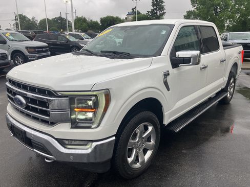 Used 2023 Ford F150 Lariat w/ Equipment Group 502A High AWD/4WD image 3