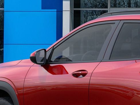 New 2026 Chevrolet Trax LT w/ Driver Confidence Package image 36