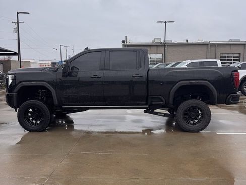 Used 2024 GMC Sierra 2500 Denali Ultimate image 4