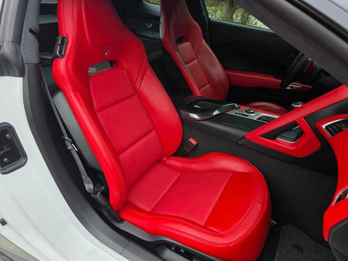 Used 2017 Chevrolet Corvette Stingray Coupe image 35