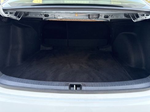 Used 2023 Toyota Corolla LE image 10