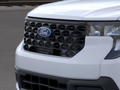 New 2026 Ford Maverick XLT w/ XLT Luxury Package FWD image 18