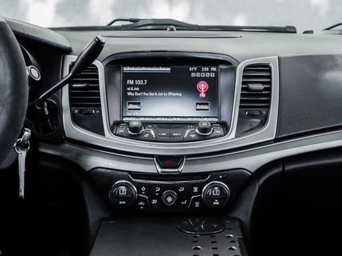 Used 2015 Chevrolet Caprice RWD image 16