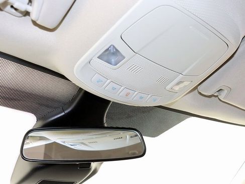 Used 2024 Ford Edge SE image 22