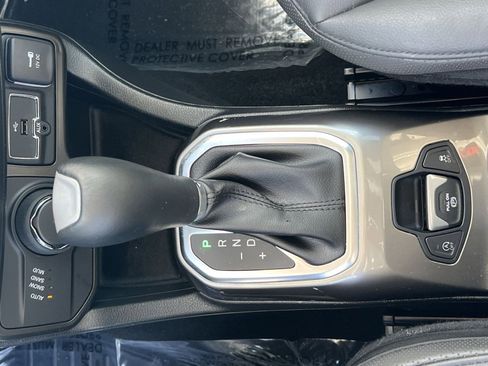 Used 2020 Jeep Renegade Limited w/ UConnect 8.4 Nav Group image 22