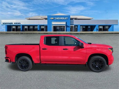 New 2025 Chevrolet Silverado 1500 Custom image 3
