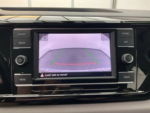 Used 2023 Volkswagen Taos S FWD image 5