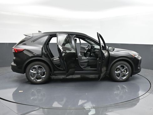 Used 2025 Ford Escape ST-Line w/ Tech Pack #1 image 26