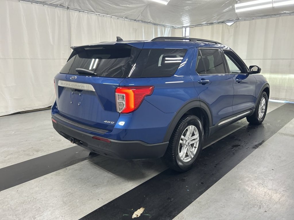 Used 2023 Ford Explorer XLT w/ Class IV Trailer Tow Package AWD/4WD image 2