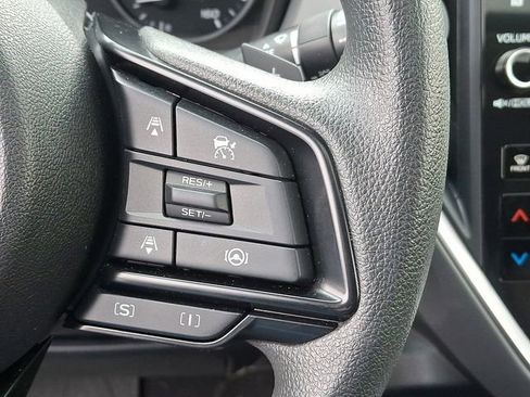 Used 2025 Subaru Crosstrek 2.0i Premium image 20