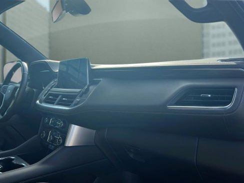 Used 2022 Chevrolet Tahoe Z71 w/ Off-Road Capability Package image 36