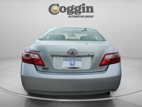 Used 2007 Toyota Camry LE image 4