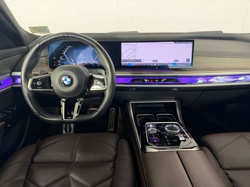 Used 2023 BMW 740i RWD image 29