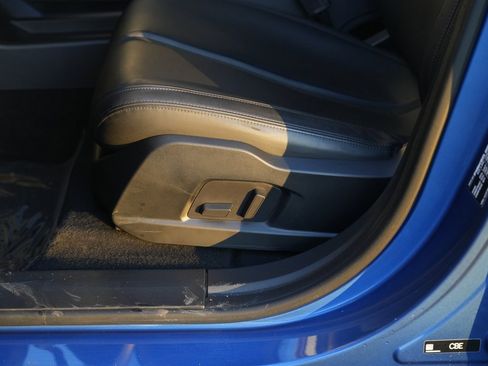 Used 2023 Fisker Ocean Extreme image 23