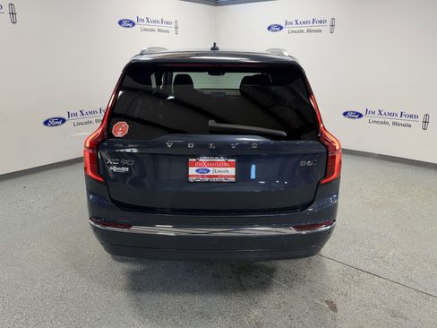 Used 2025 Volvo XC90 B6 Plus image 33