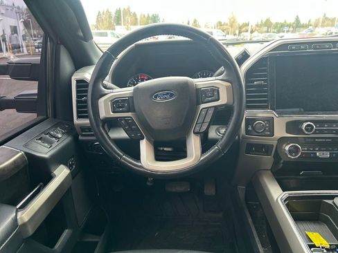 Used 2022 Ford F250 Lariat w/ Lariat Ultimate Package image 7