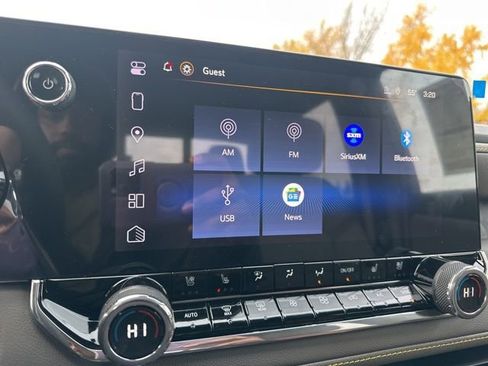 New 2026 Chevrolet Colorado ZR2 w/ Technology Package image 25