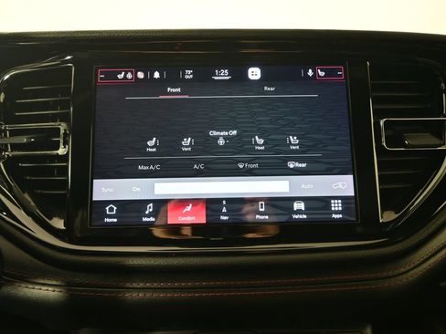 Used 2021 Dodge Durango R/T w/ Blacktop Package AWD/4WD image 28