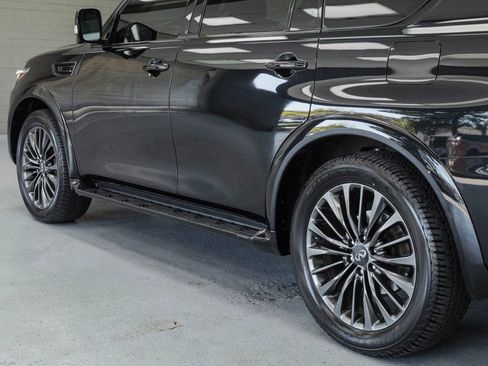 Used 2024 INFINITI QX80 Sensory AWD/4WD image 43