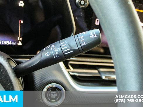 Used 2025 Chevrolet TrailBlazer LT image 31