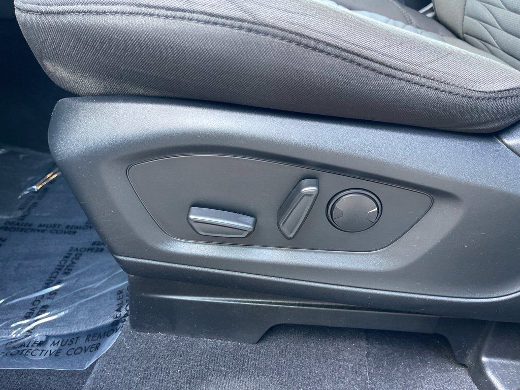 Used 2021 Ford Explorer XLT RWD image 17