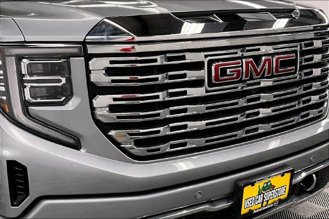 Used 2024 GMC Sierra 1500 Denali w/ Denali Reserve Package AWD/4WD image 36