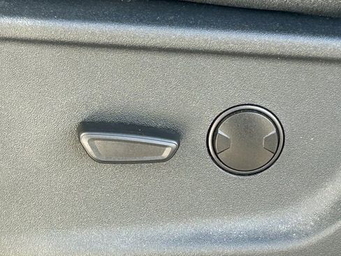 Used 2025 Ford F150 XLT w/ Equipment Group 301A Standard image 25