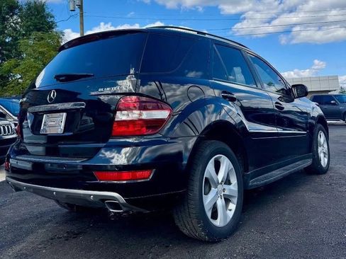 Used 2009 Mercedes-Benz ML 320 BlueTEC 4MATIC image 2