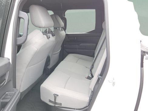 Used 2024 Toyota Tacoma SR5 image 9