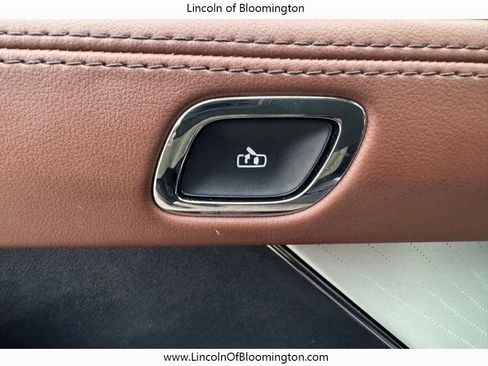 Certified 2025 Lincoln Aviator Reserve w/ Equipment Group 201A image 37