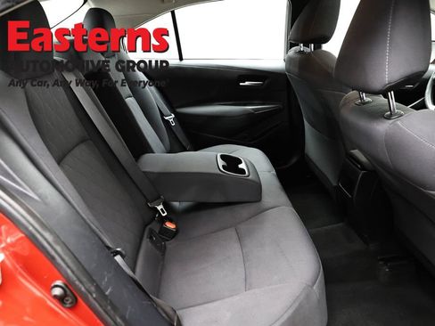 Used 2020 Toyota Corolla LE w/ LE Premium Package FWD image 23