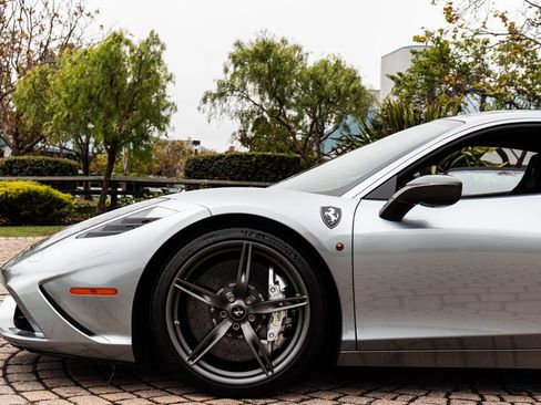 Used 2014 Ferrari 458 Speciale Coupe RWD image 27