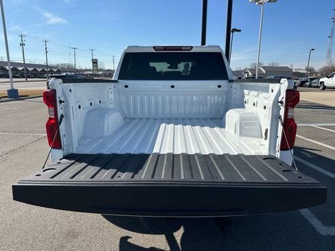 Used 2025 Chevrolet Silverado 1500 LT image 17