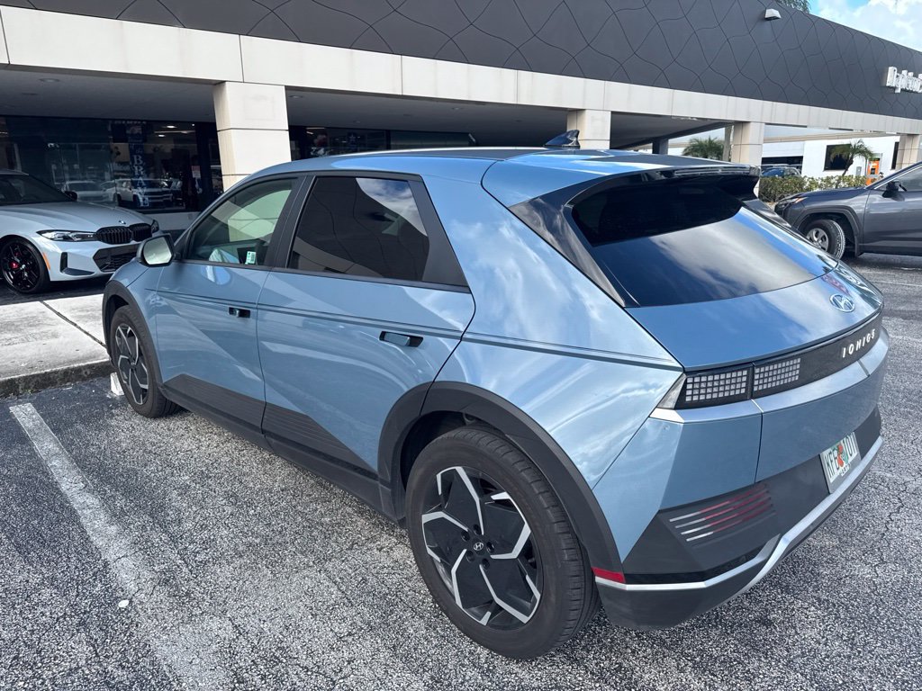 Used 2024 Hyundai Ioniq 5 SEL RWD image 13