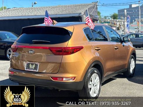 Used 2019 Kia Sportage LX AWD/4WD image 4