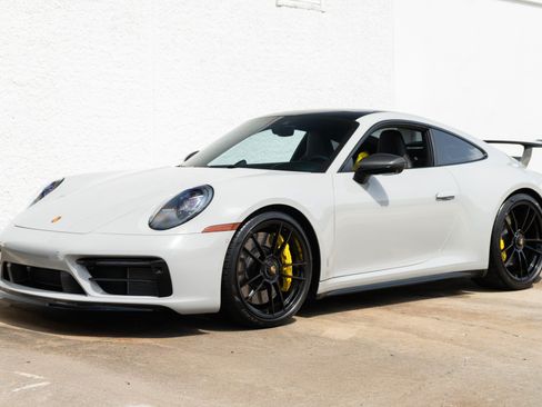 Used 2022 Porsche 911 Carrera GTS RWD image 7