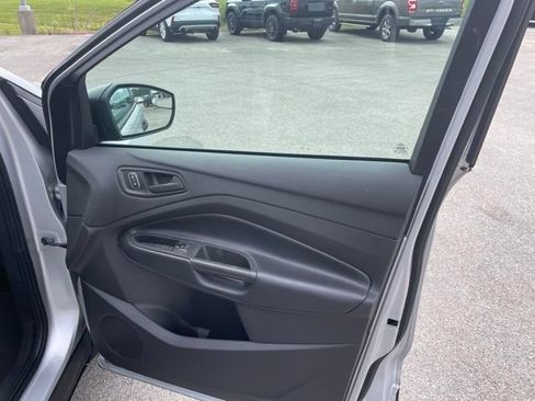 Used 2019 Ford Escape S FWD image 33