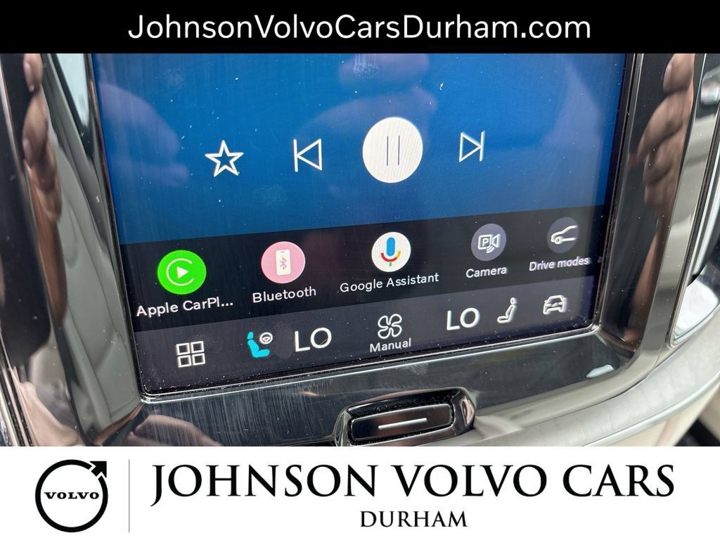 Used 2024 Volvo XC60 T8 Ultimate w/ Protection Package Premier AWD/4WD image 17