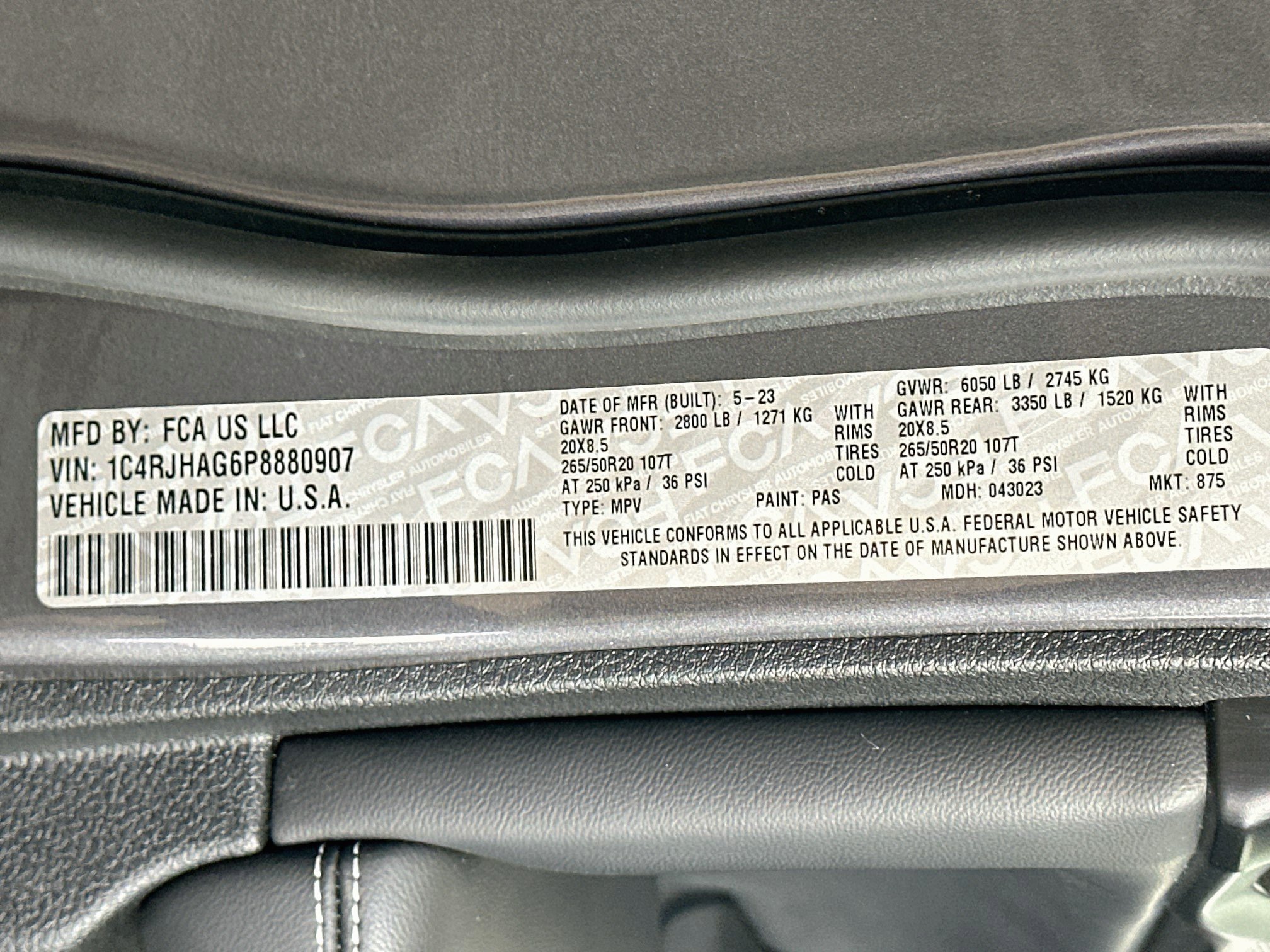 Used 2023 Jeep Grand Cherokee Altitude AWD/4WD image 12