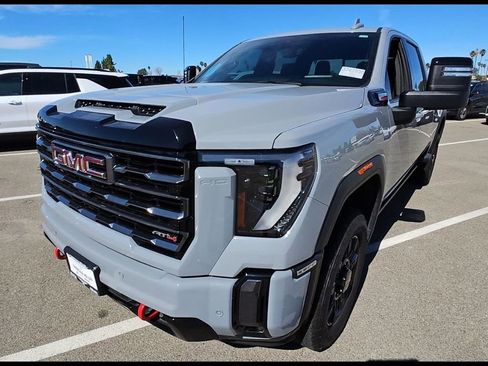 Used 2024 GMC Sierra 2500 AT4 w/ AT4 Premium Plus Package image 1