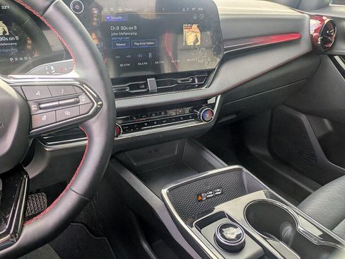 Certified 2025 Chevrolet Equinox RS image 21