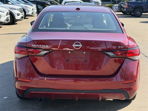 Used 2024 Nissan Sentra SV image 6