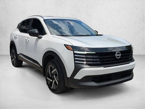 New 2026 Nissan Kicks SV w/ SV Premium Package FWD image 6