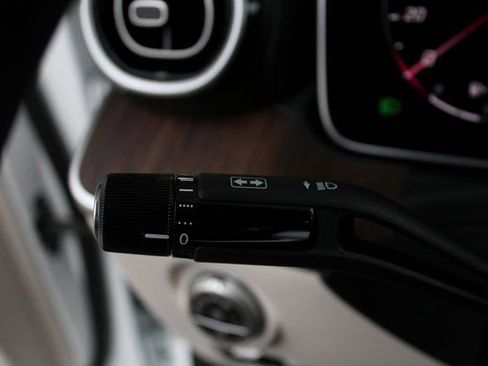 New 2025 Mercedes-Benz C 300 4MATIC Sedan image 18