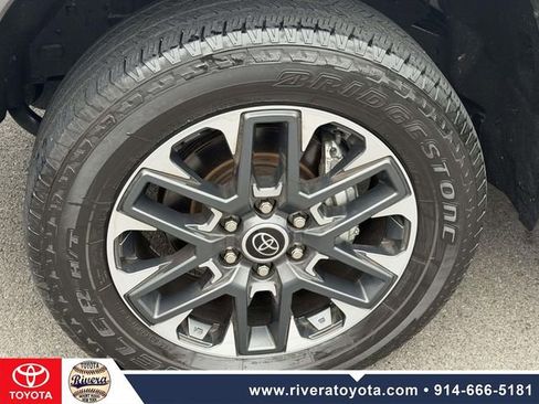 Used 2023 Toyota Tundra Limited image 10