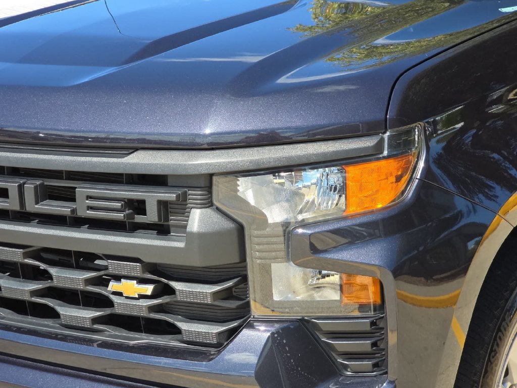 Used 2023 Chevrolet Silverado 1500 Custom RWD image 32