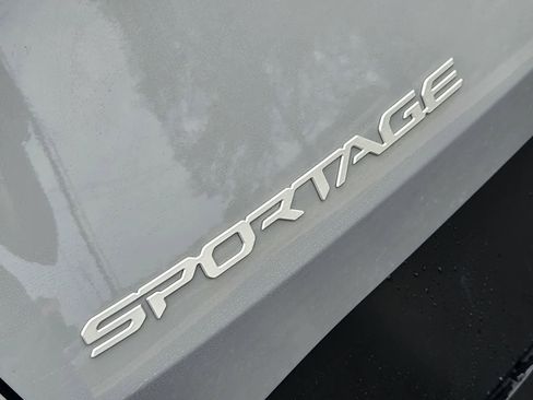 New 2026 Kia Sportage EX AWD/4WD image 9