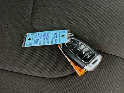 Used 2022 Hyundai Elantra SEL w/ Convenience Package image 25