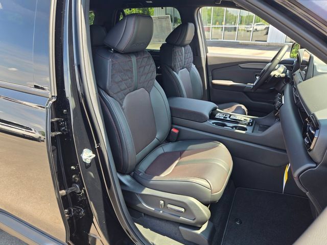 New 2026 Honda Pilot Black Edition image 10